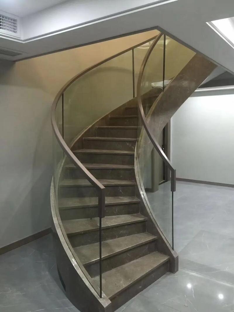 晋城市热弯弧形玻璃异形展柜玻璃 - 方案